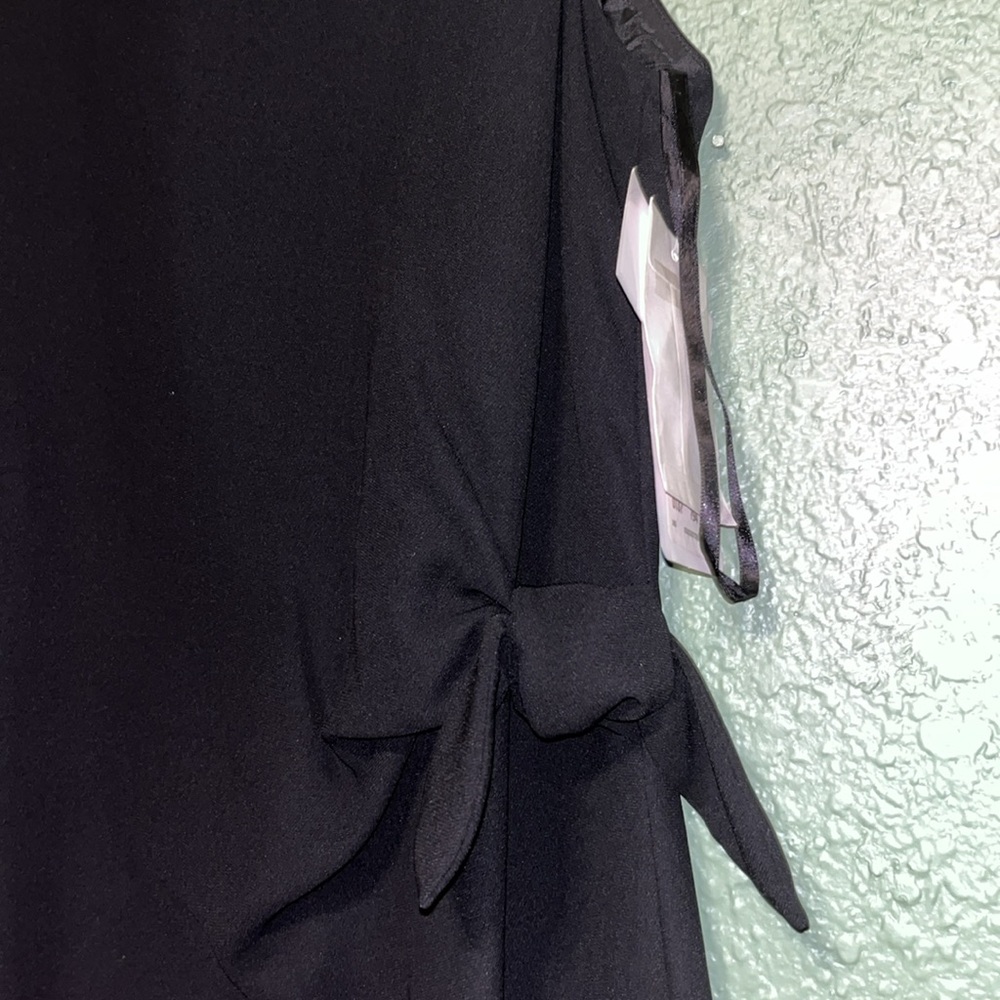 New Elegant Semi formal black dress • sleeveless beaded neckline - Picture 4 of 10